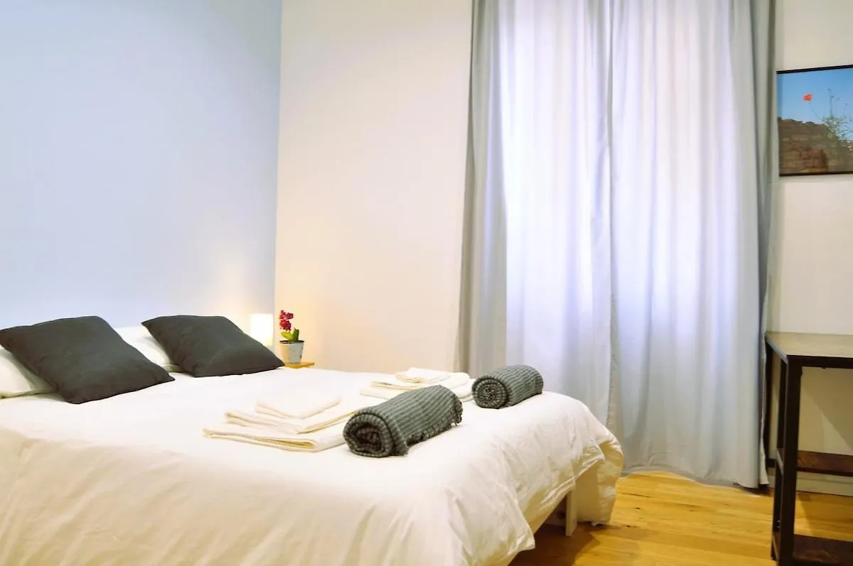 Casa Nel Colosseo 3 Camere Da Letto 2 Bagni Rome Apartment